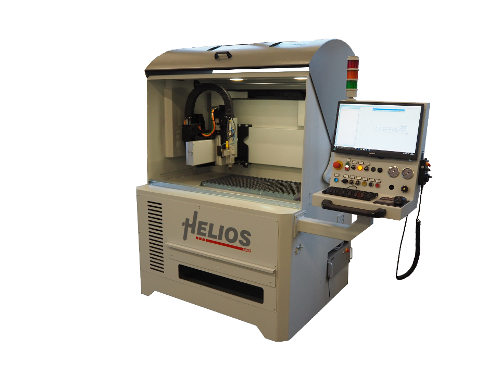 Schneidlaser Modell Helios. Arbeitsbereich 750 x 350 mm